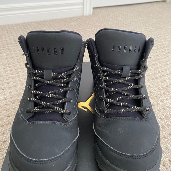 Nike Air Jordan - Picture 7 of 7